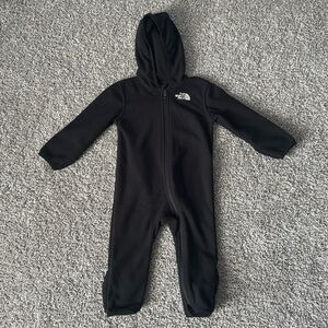 Like new! North Face fleece coverall, black, 6-12mo